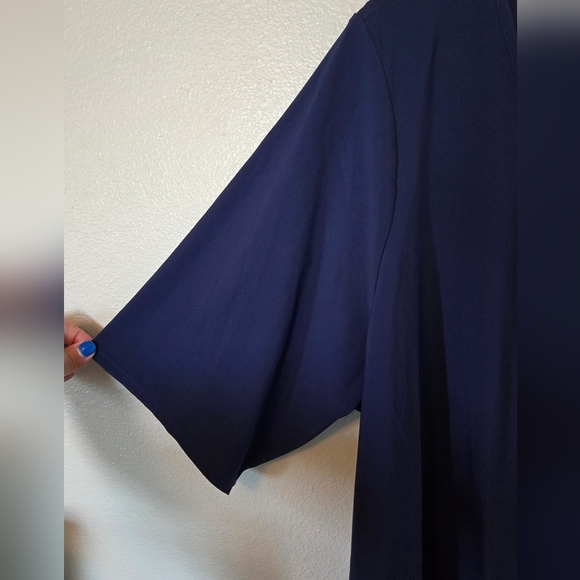 Torrid Active | Navy Short Sleeve Tee Size 3 - Picture 5 of 7